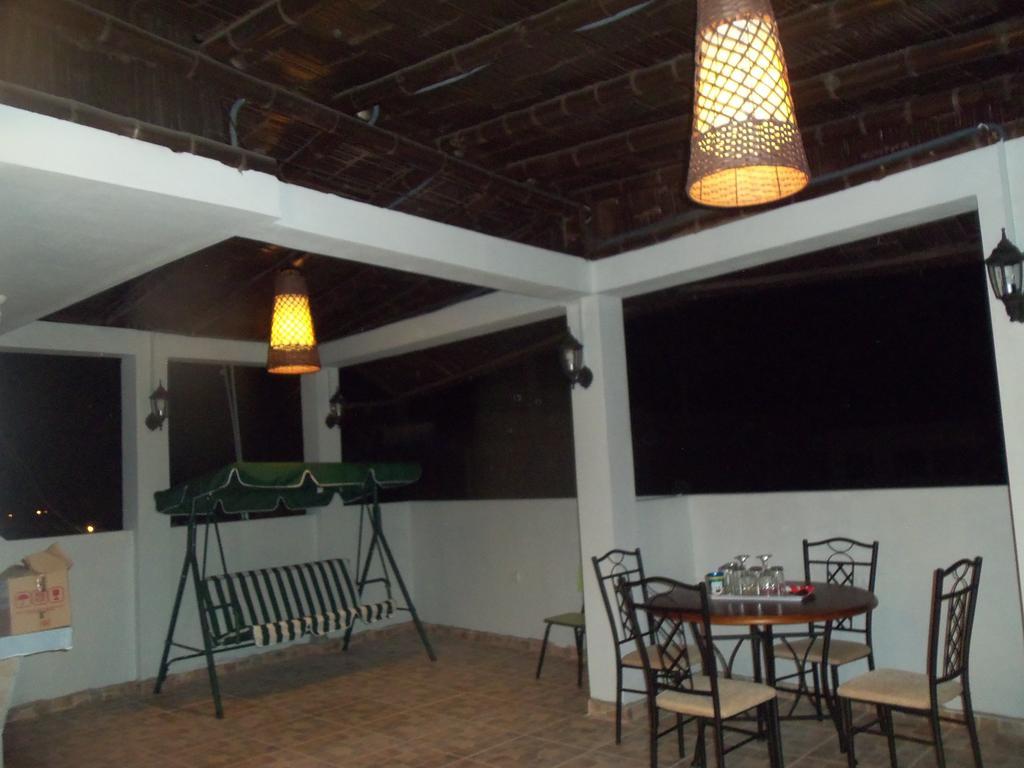 Hostal Boulevard Nazca Bagian luar foto