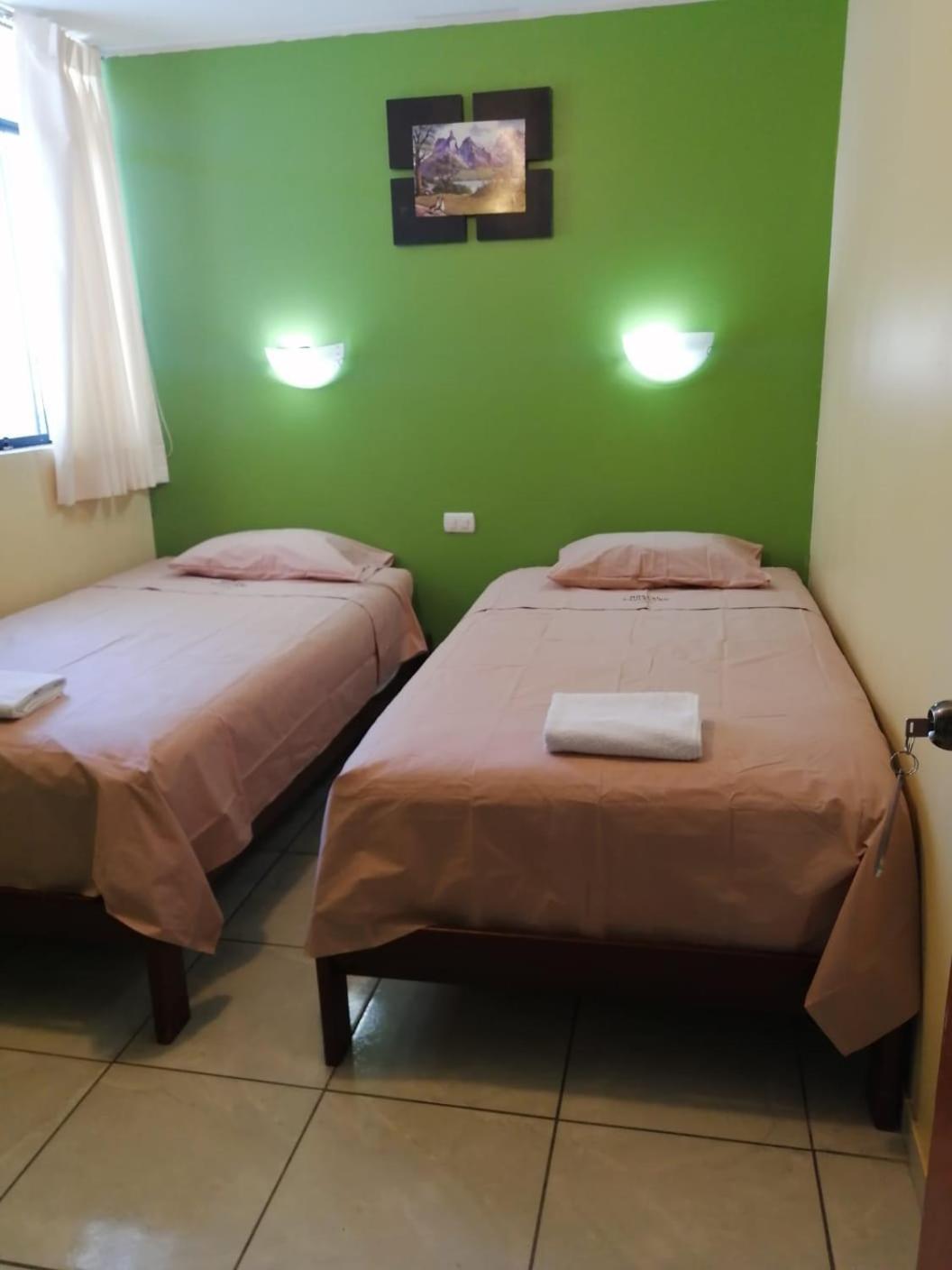 Hostal Boulevard Nazca Bagian luar foto