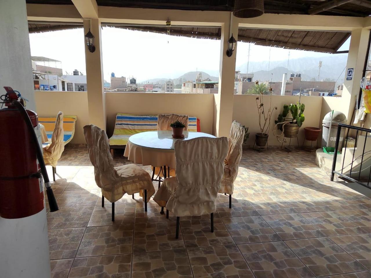 Hostal Boulevard Nazca Bagian luar foto