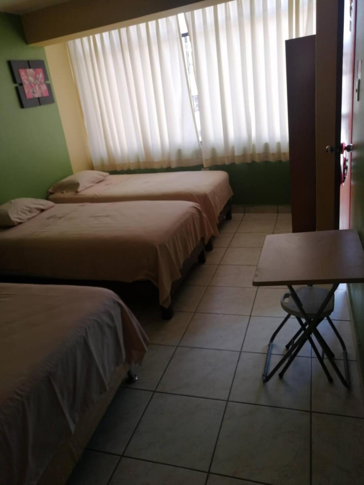Hostal Boulevard Nazca Bagian luar foto