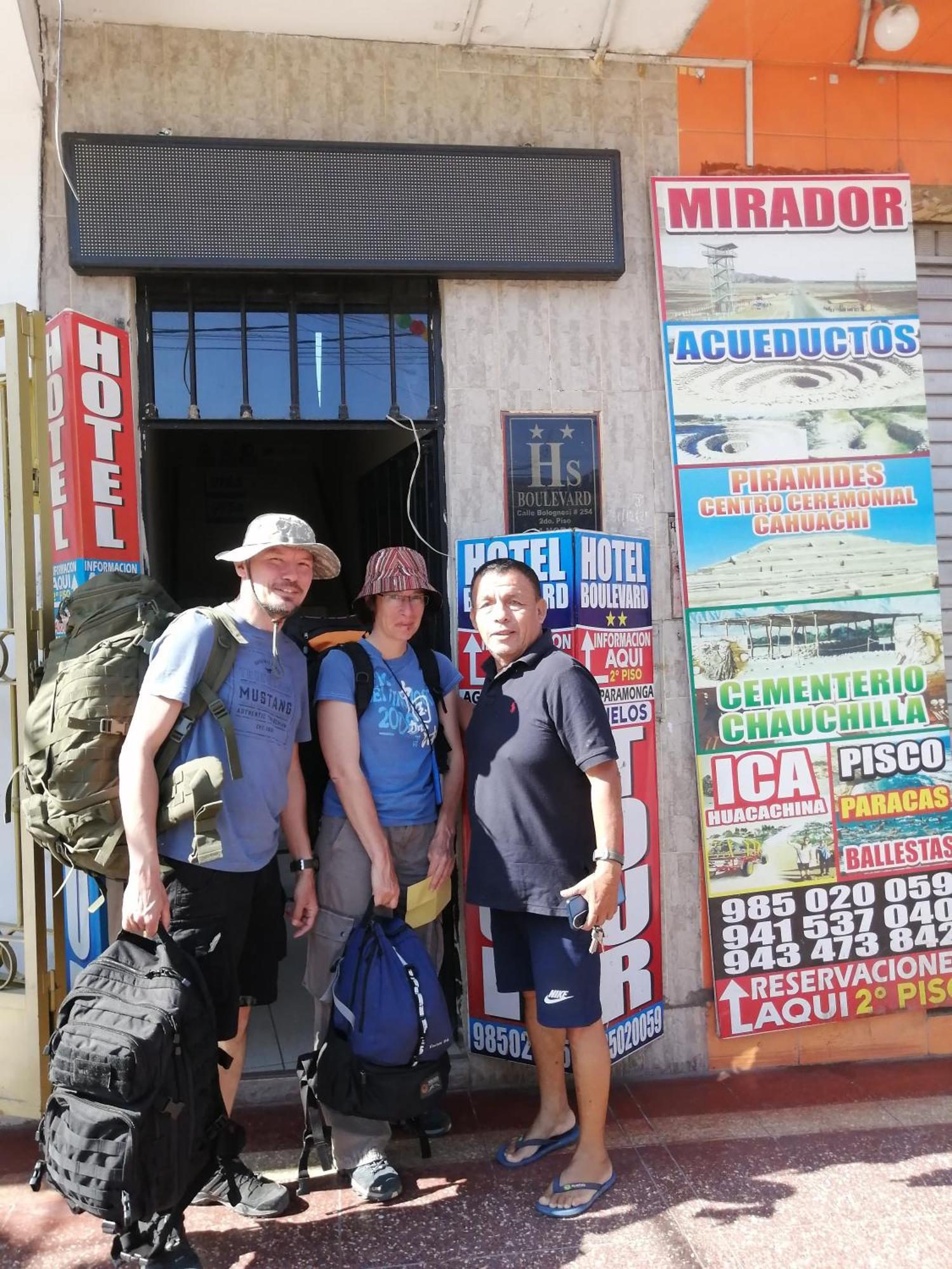 Hostal Boulevard Nazca Bagian luar foto