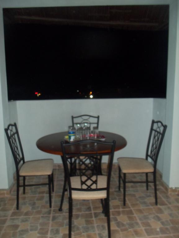 Hostal Boulevard Nazca Bagian luar foto
